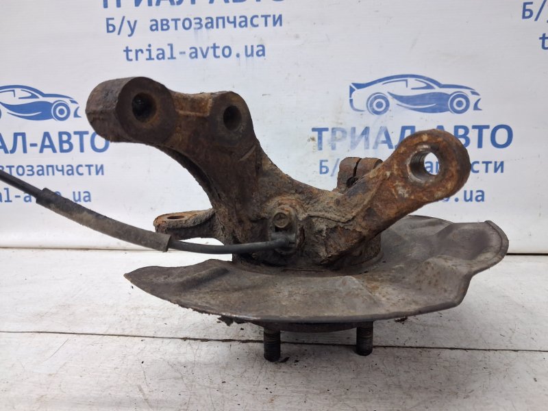 Кулак поворотный левый со ступицей Suzuki SX4 1 2.0 Бензин J20A