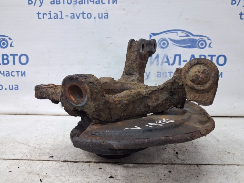 Кулак поворотный правый со ступицей Dacia Duster HS 1.5 Diesel K9K Кулак поворотный правый со ступицей Dacia Duster HS 1.5 Diesel K9K