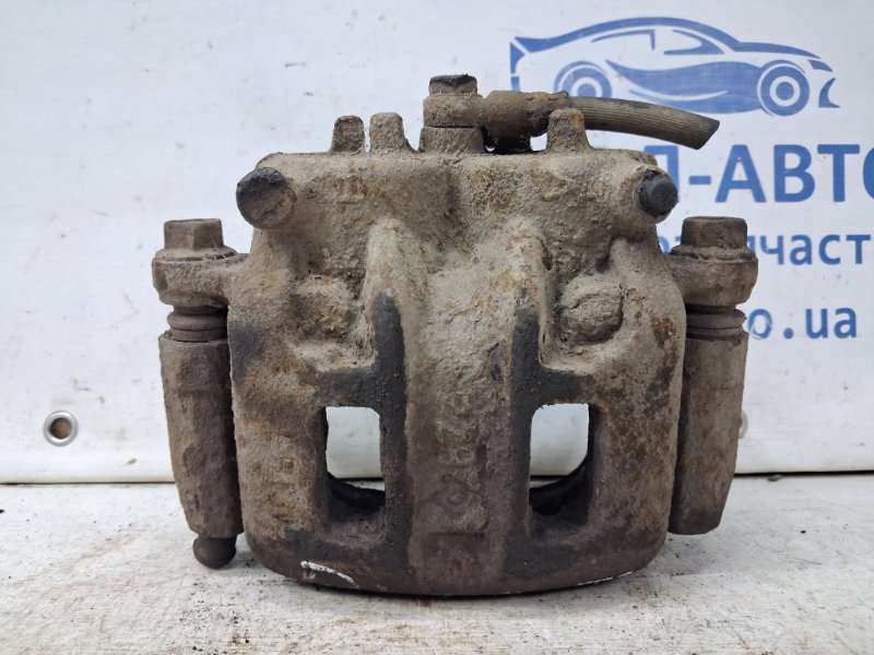 Суппорт передний левый Mitsubishi Pajero Wagon 1999-2006 3 3.2 Дизель 4M41 MR510537 Б/У