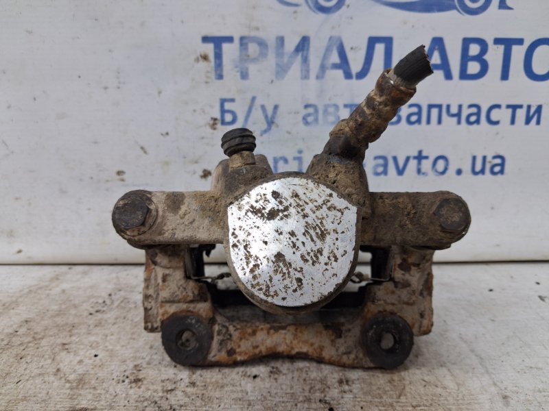 Суппорт задний левый Toyota Avensis T25 1.8 бензин 1ZZFE