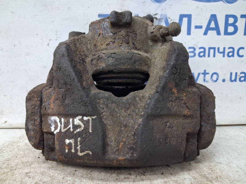 Запчасть суппорт передний левый Dacia Duster 2010-2017 HS 1.5 Diesel K9K 410111495R Б/У Суппорт передний левый Dacia Duster 2010-2017 HS 1.5 Diesel K9K 410111495R Б/У