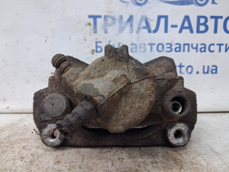 Суппорт передний левый Dacia Duster HS 1.5 Diesel K9K Суппорт передний левый Dacia Duster HS 1.5 Diesel K9K