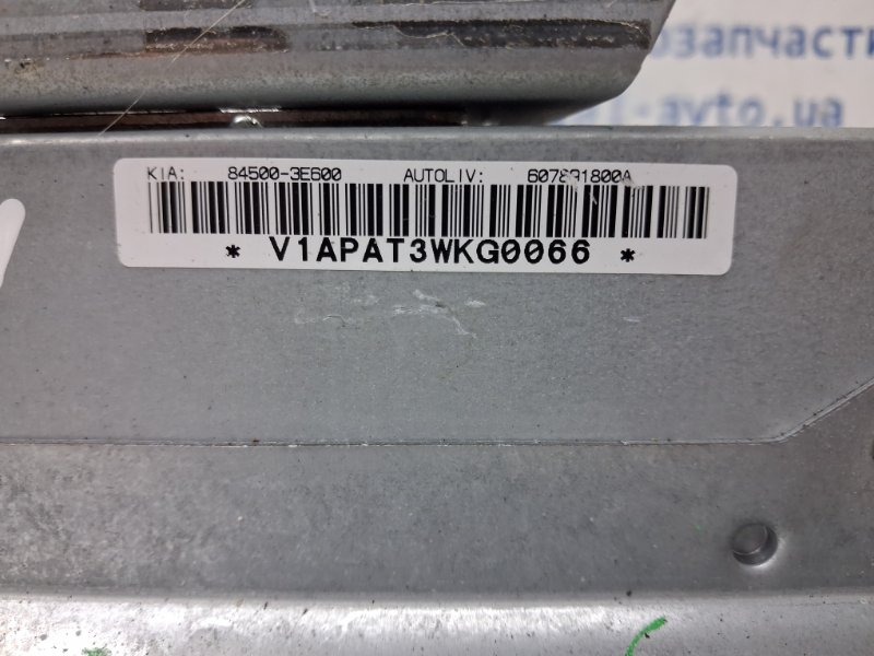 Подушка безопасности в торпеду Sorento 2002-2011 BL 2.5 diesel D4CB