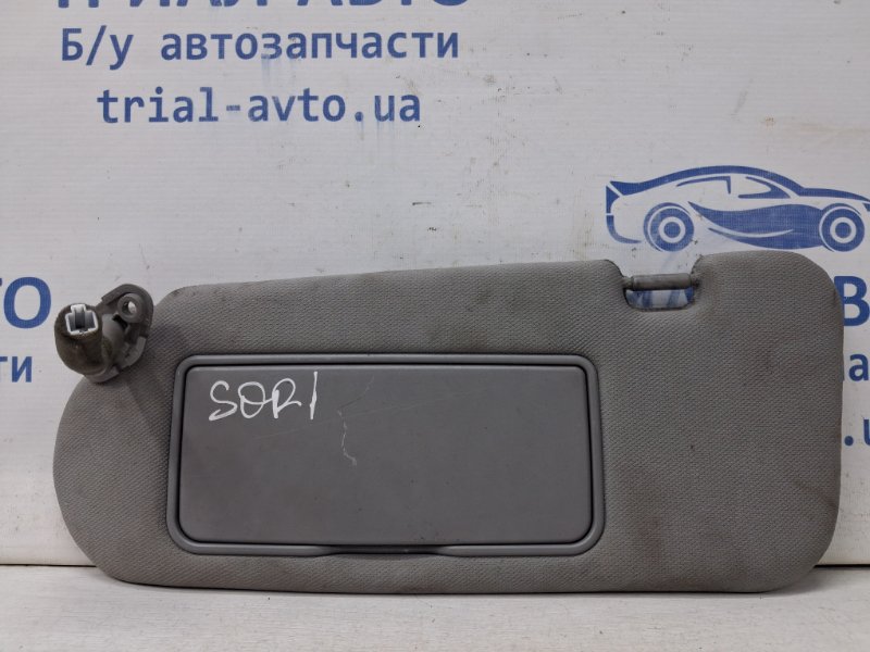 Запчасть козырек солнцезащитный левый Kia Sorento 2002-2011 BL 2.5 diesel D4CB 852013E040CY Б/У Козырек солнцезащитный левый Kia Sorento 2002-2011 BL 2.5 diesel D4CB 852013E040CY Б/У