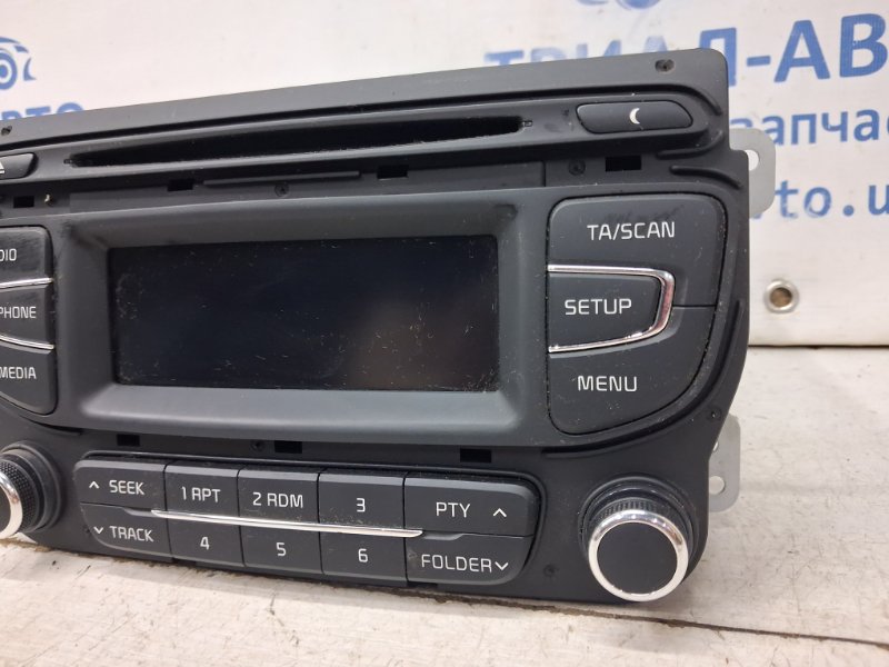 Магнитофон Kia Ceed JD 1.6 diesel D4FB Магнитофон Kia Ceed JD 1.6 diesel D4FB