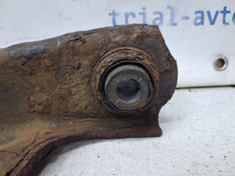 Рычаг правый Duster 2010-2017 HS 1.5 Diesel K9K Рычаг правый Duster 2010-2017 HS 1.5 Diesel K9K