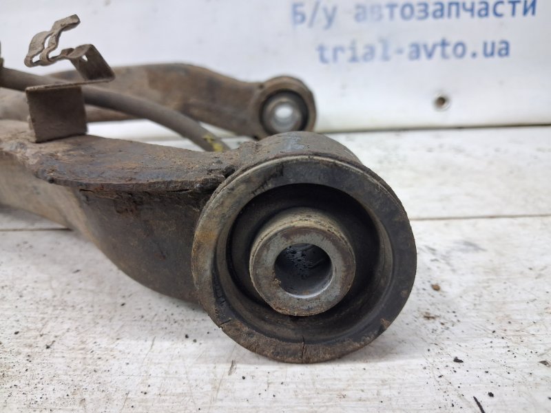 Рычаг передний верхний правый Pajero Wagon 1999-2006 3 3.2 Дизель 4M41