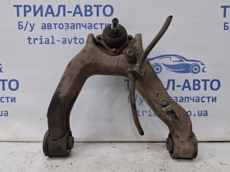 Рычаг передний верхний правый Mitsubishi Pajero Wagon 1999-2006 3 3.2 Дизель 4M41 MR496794 Б/У