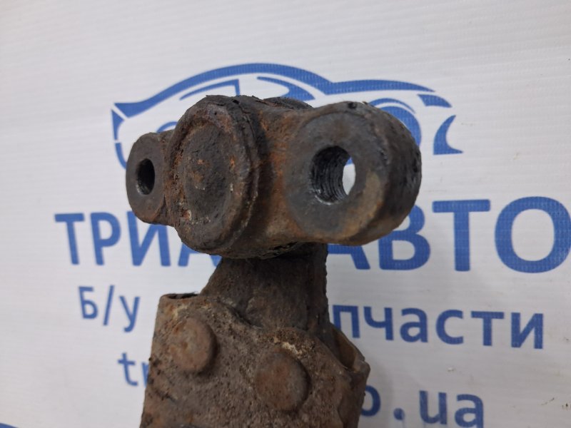 Рычаг левый I30 2007-2012 FD 1.6 diesel D4FB Рычаг левый I30 2007-2012 FD 1.6 diesel D4FB