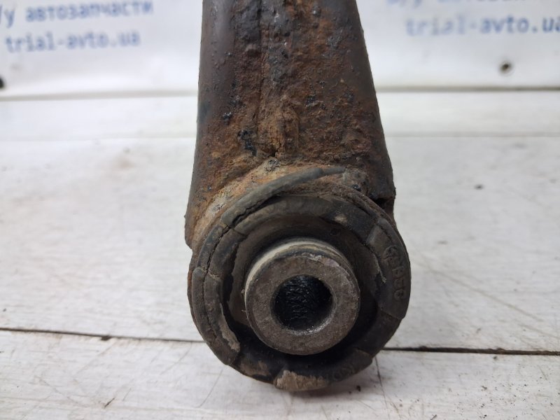 Рычаг левый I30 2007-2012 FD 1.6 diesel D4FB Рычаг левый I30 2007-2012 FD 1.6 diesel D4FB