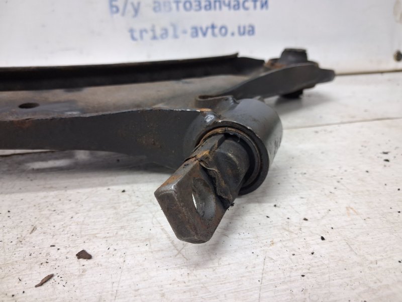 Рычаг левый Qashqai 2006-2013 J10 2.0 Бензин MR20DE Рычаг левый Qashqai 2006-2013 J10 2.0 Бензин MR20DE