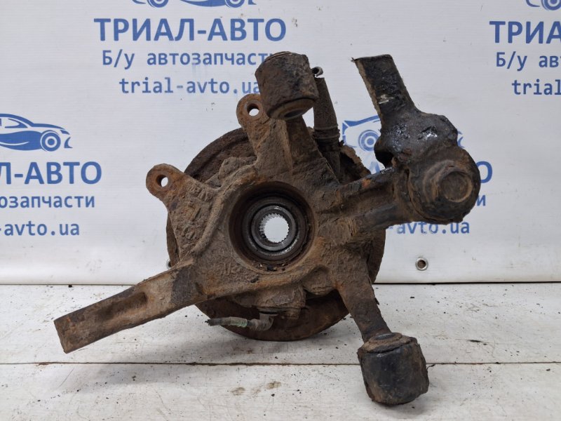 Запчасть цапфа задняя левая со ступицей Hyundai Tucson 2004-2009 JM 2.0 diesel D4EA 527502E500 Б/У Цапфа задняя левая со ступицей Hyundai Tucson 2004-2009 JM 2.0 diesel D4EA 527502E500 Б/У