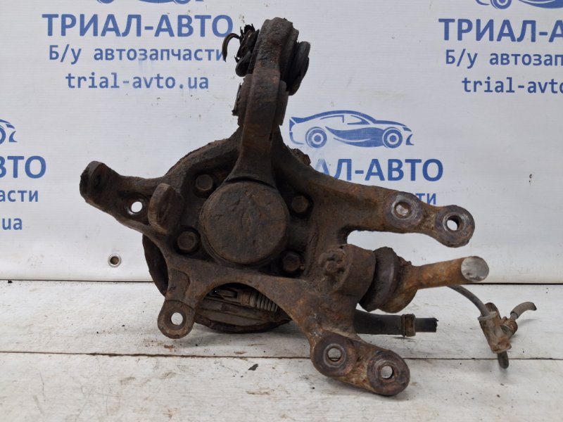 Запчасть цапфа задняя правая со ступицей Hyundai I30 2007-2012 FD 1.6 diesel D4FB 527202H000 Б/У Цапфа задняя правая со ступицей Hyundai I30 2007-2012 FD 1.6 diesel D4FB 527202H000 Б/У