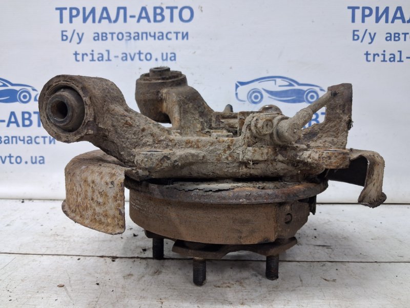 Цапфа задняя правая Pajero Wagon 1999-2006 3 3.2 Дизель 4M41 Цапфа задняя правая Pajero Wagon 1999-2006 3 3.2 Дизель 4M41