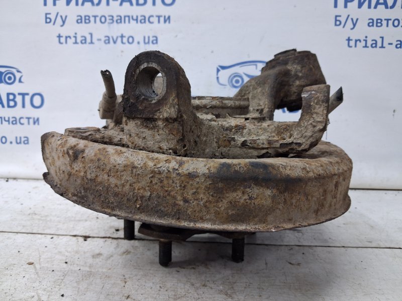 Цапфа задняя правая Mitsubishi Pajero Wagon 3 3.2 Дизель 4M41 Цапфа задняя правая Mitsubishi Pajero Wagon 3 3.2 Дизель 4M41