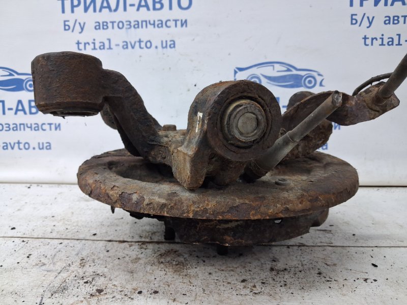 Цапфа задняя левая Grand Vitara 2005-2016 JT 2.0 Бензин J20A