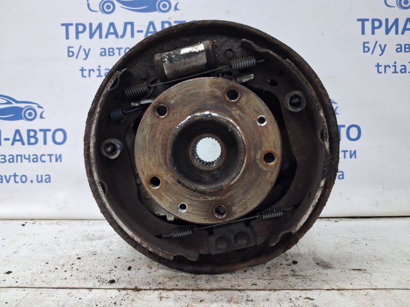 Цапфа задняя правая Duster 2010-2017 HS 1.5 Diesel K9K Цапфа задняя правая Duster 2010-2017 HS 1.5 Diesel K9K