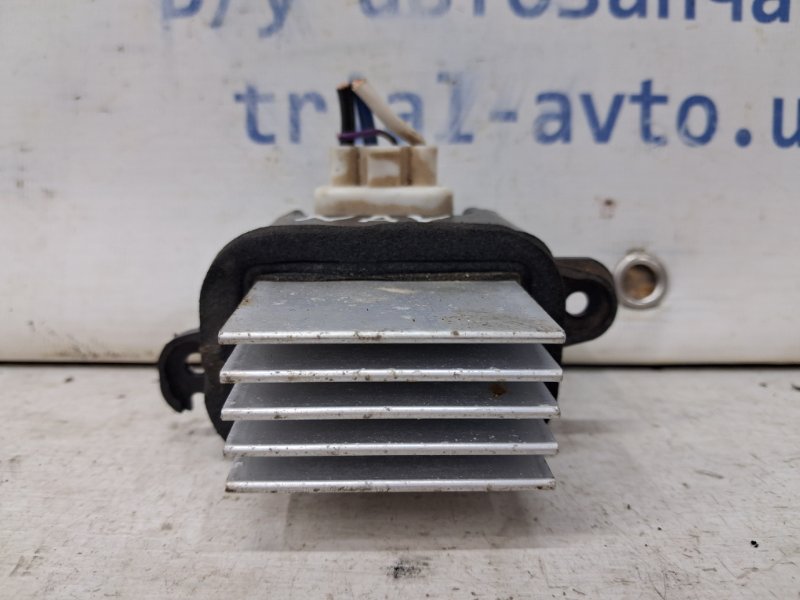 Резистор печки Navara 2004-2015 D40 2.5 Diesel YD25DDTI Резистор печки Navara 2004-2015 D40 2.5 Diesel YD25DDTI