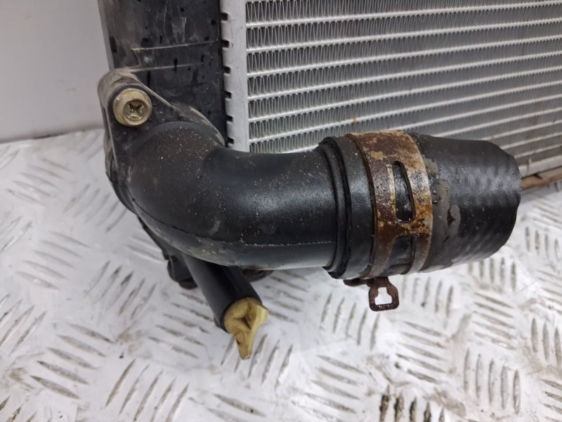 Радиатор основной RX 350 2003-2009 XU30 3.5 Бензин 2GRFE Радиатор основной RX 350 2003-2009 XU30 3.5 Бензин 2GRFE