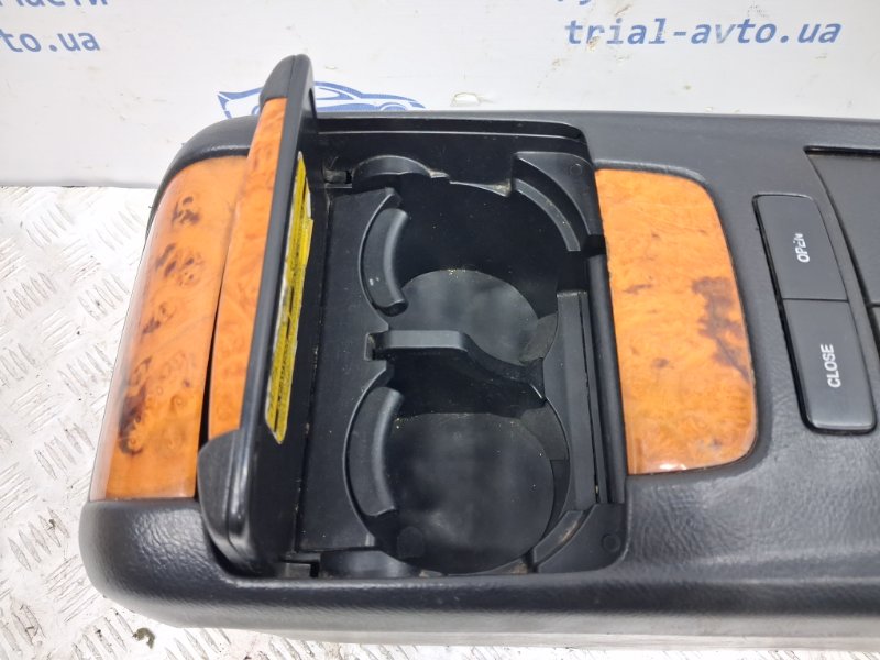 Подлокотник RX 350 2003-2009 XU30 3.5 Бензин 2GRFE Подлокотник RX 350 2003-2009 XU30 3.5 Бензин 2GRFE