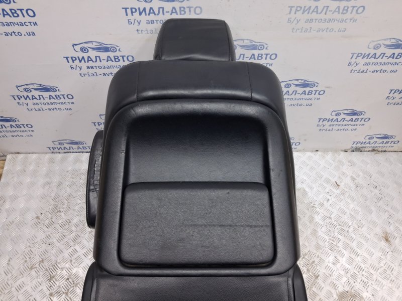 Сиденье переднее правое RX 350 2003-2009 XU30 3.5 Бензин 2GRFE Сиденье переднее правое RX 350 2003-2009 XU30 3.5 Бензин 2GRFE