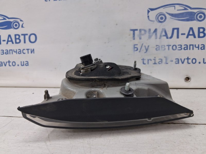 Фонарь задний внутренний правый RX 350 2003-2009 XU30 3.5 Бензин 2GRFE