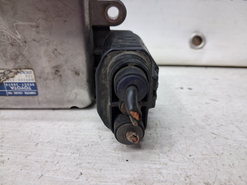 Блок управления вентиляторами RX 350 2003-2009 XU30 3.5 Бензин 2GRFE Блок управления вентиляторами RX 350 2003-2009 XU30 3.5 Бензин 2GRFE