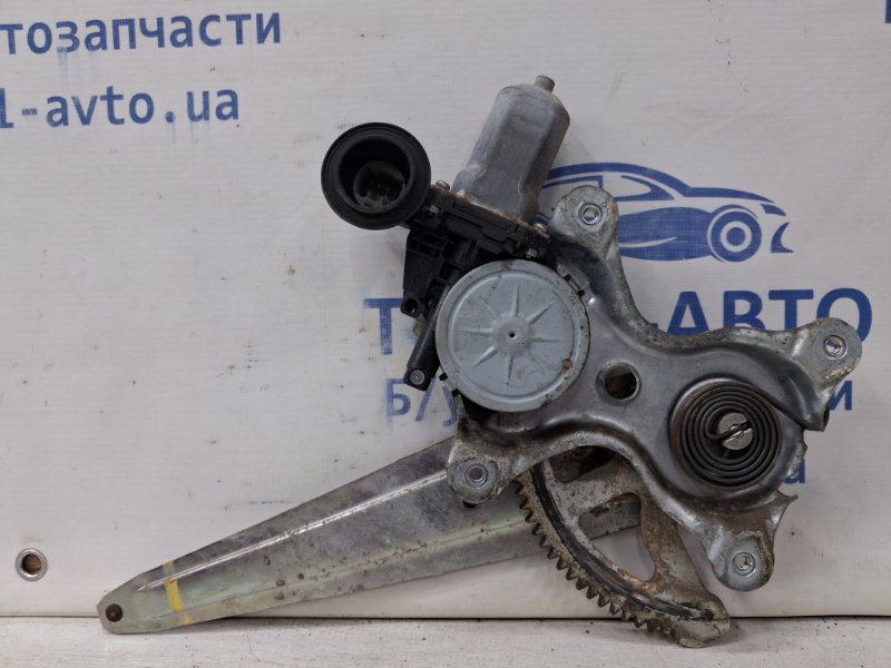 Стеклоподъемник задний правый Lexus RX 350 2003-2009 XU30 3.5 Бензин 2GRFE 69804AA020 Б/У