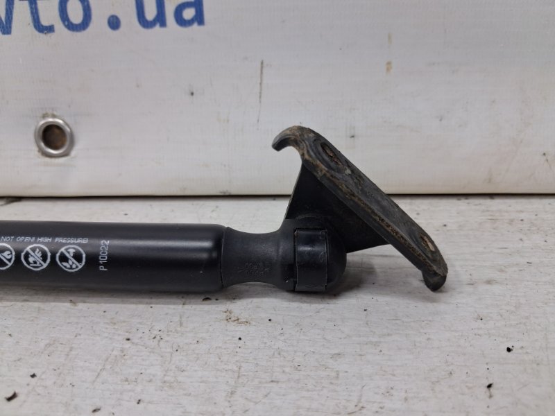 Амортизатор крышки багажника Lexus RX 350 XU30 3.5 Бензин 2GRFE