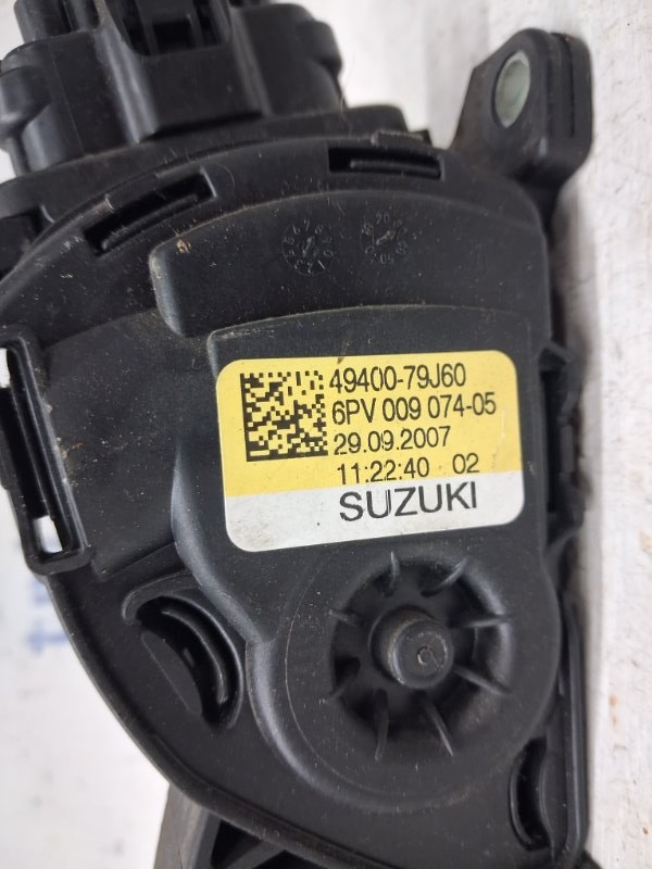 Педаль газа SX4 2006-2014 1 2.0 Бензин J20A