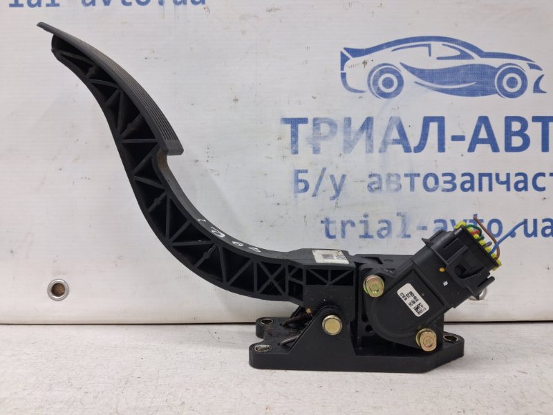 Педаль газа Kia Sorento 2002-2011 BL 2.5 diesel D4CB 327003E400 Б/У