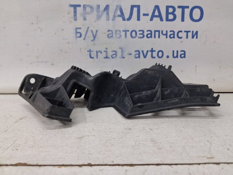 Кронштейн бампера передний левый Korando 2010-2019 C200 2.0 diesel D20Dt