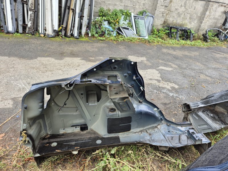 Четверть автомобиля задняя левая SX4 2006-2014 1 2.0 Бензин J20A