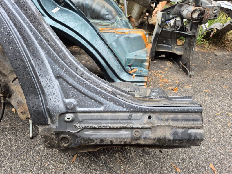 Четверть автомобиля задняя правая RX 350 2003-2009 XU30 3.5 Бензин 2GRFE Четверть автомобиля задняя правая RX 350 2003-2009 XU30 3.5 Бензин 2GRFE