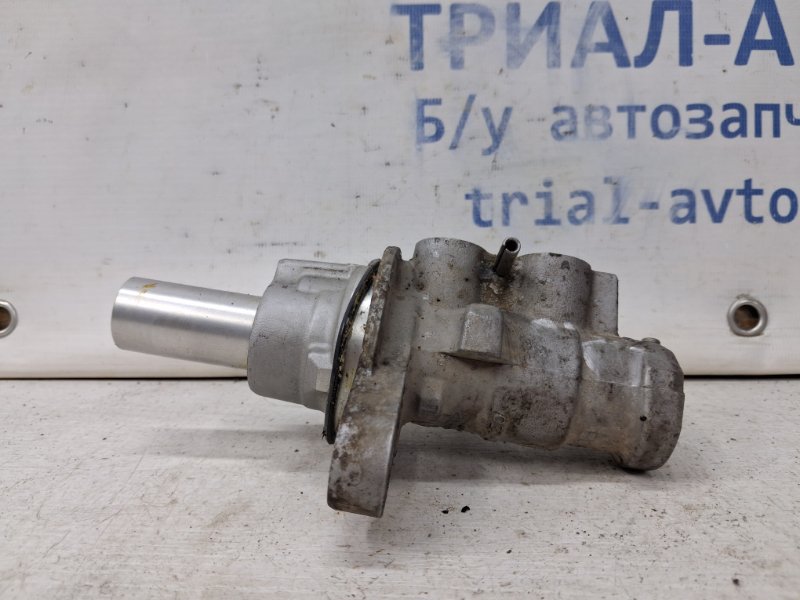 Тормозной цилиндр главный Suzuki SX4 2006-2014 1 2.0 Бензин J20A 5110079J10 Б/У