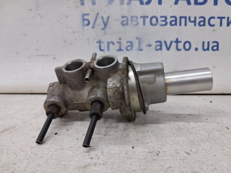 Тормозной цилиндр главный Suzuki SX4 1 2.0 Бензин J20A