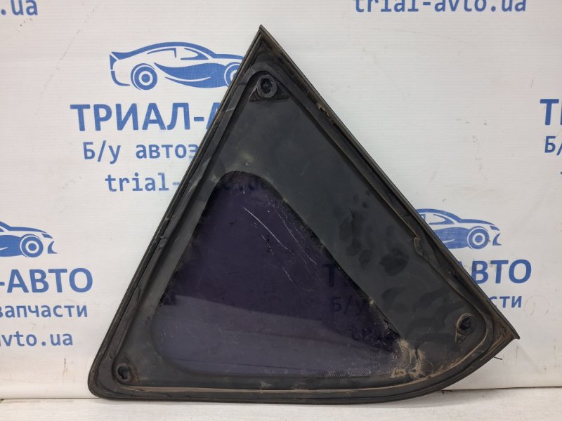 Стекло в кузов заднее левое Toyota RAV 4 A30 2.0 бензин 1AZFE