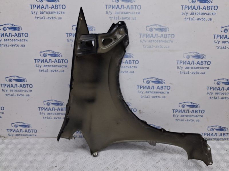 Крыло переднее левое Auris 2006-2012 E150 1.6 бензин 1ZRFAE