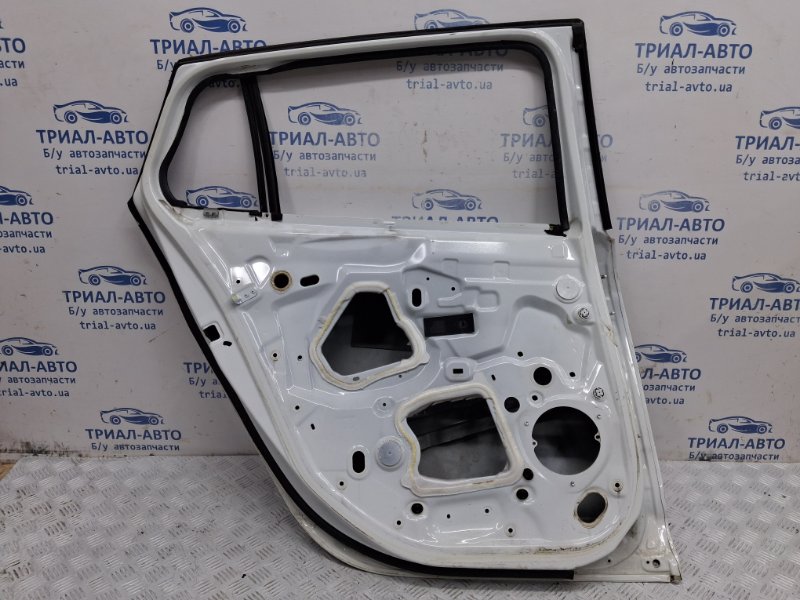 Дверь задняя левая Megane 2008-2016 3 1.5 Diesel K9K