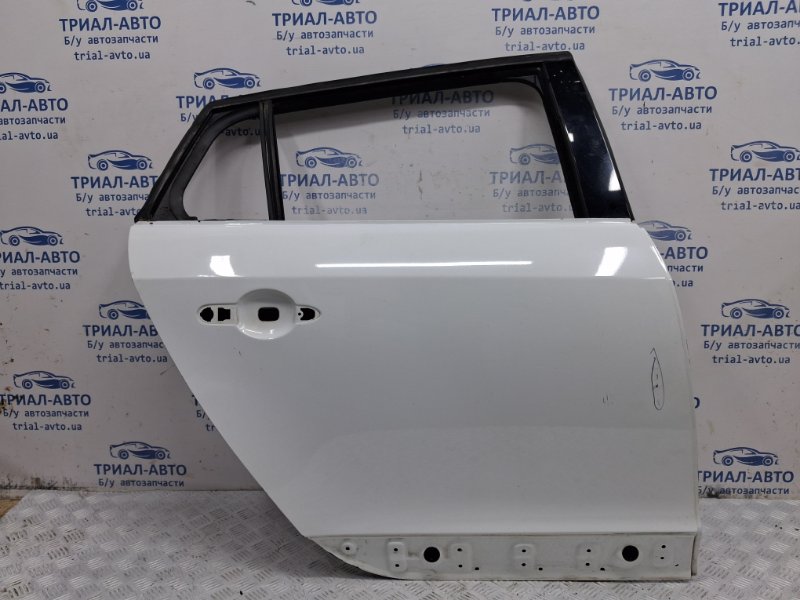 Дверь задняя правая Renault Megane 2008-2016 3 1.5 Diesel K9K 821007080R Б/У