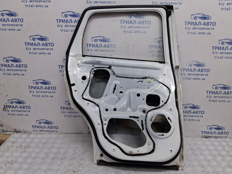 Дверь задняя левая ASX 2010- GA 1.8 Diesel 4N13