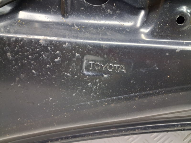 Капот Auris 2006-2012 E150 1.6 бензин 1ZRFAE