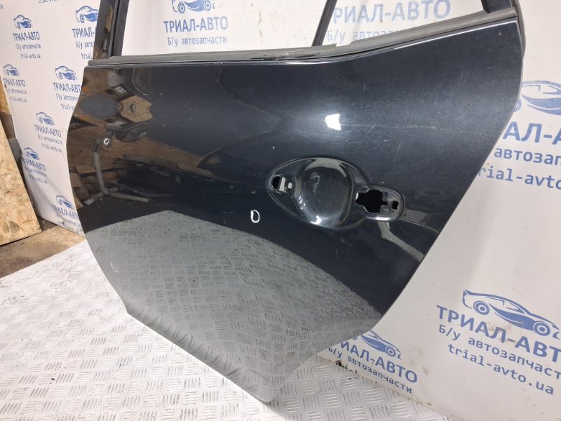 Дверь задняя левая Auris 2006-2012 E150 1.6 бензин 1ZRFAE