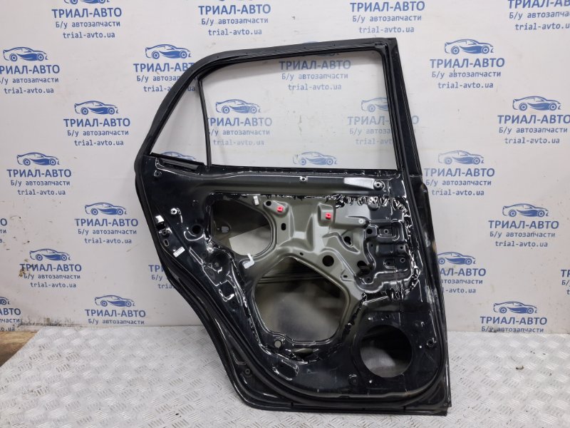 Дверь задняя левая Auris 2006-2012 E150 1.6 бензин 1ZRFAE