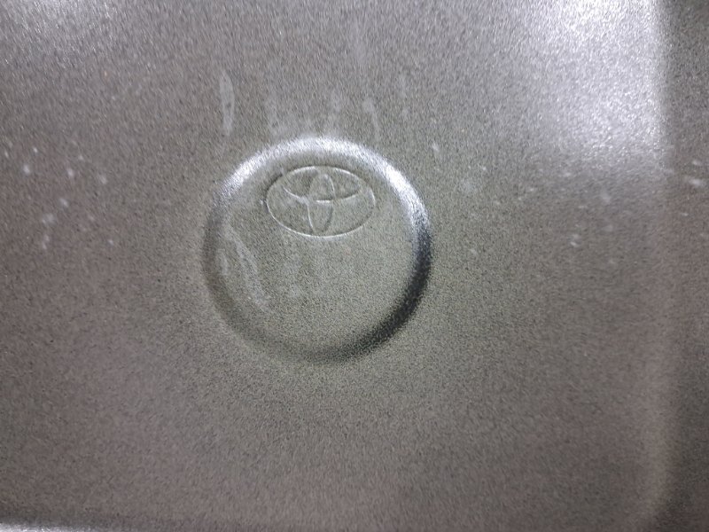 Дверь передняя правая Auris 2006-2012 E150 1.6 бензин 1ZRFAE