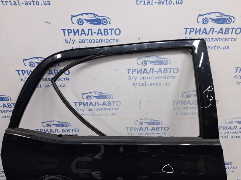 Дверь задняя правая Auris 2006-2012 E150 1.6 бензин 1ZRFAE