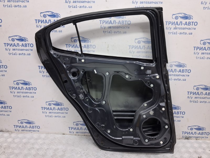 Дверь задняя левая 3 2013-2019 BM 2.2 diesel