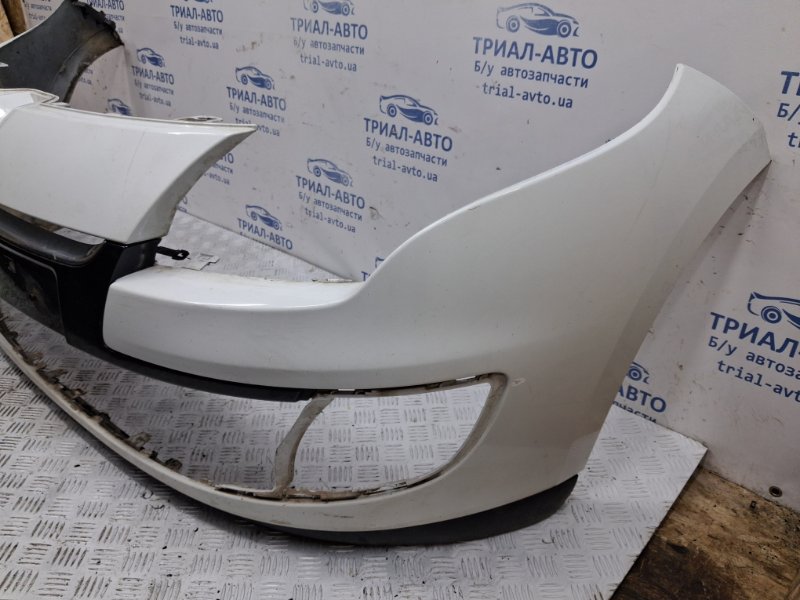 Бампер передний Renault Megane 3 1.5 Diesel K9K