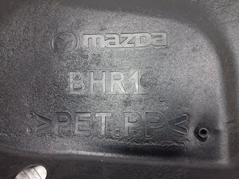 Обшивка крышки багажника 3 2013-2019 BM 2.2 diesel Обшивка крышки багажника 3 2013-2019 BM 2.2 diesel