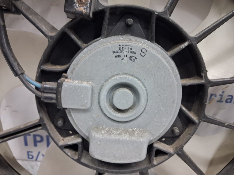 Диффузор с вентилятором радиатора 3 2013-2019 BM 2.2 diesel